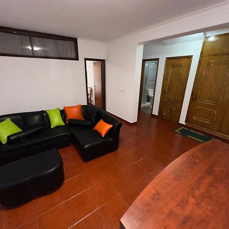 Alojamento Vila Flor Praia da Vitoria ภายนอก รูปภาพ